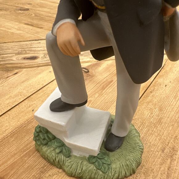 Avon Images Of Hollywood Clark Gable as Rhett Butler‎ in "GONE WITH THE WIND" - Picture 3 of 13